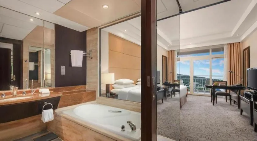 Bed in New Century Grand Hotel Xuzhou