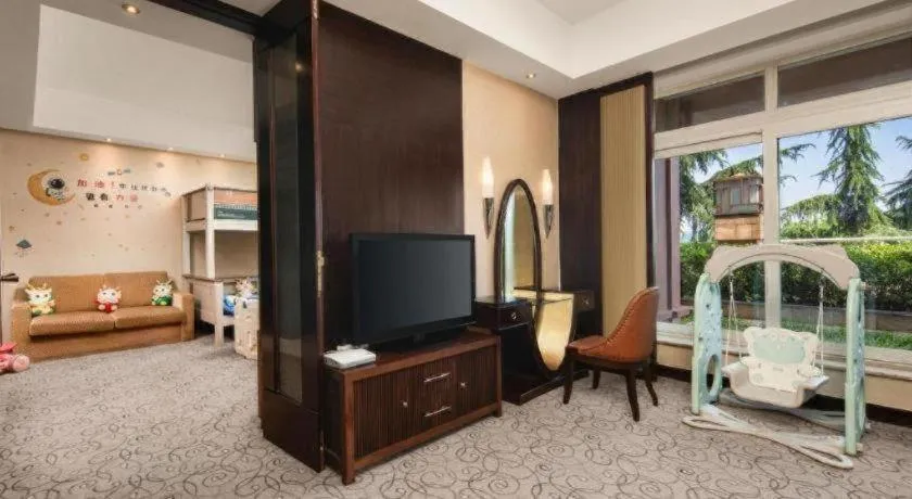 Bed in New Century Grand Hotel Xuzhou