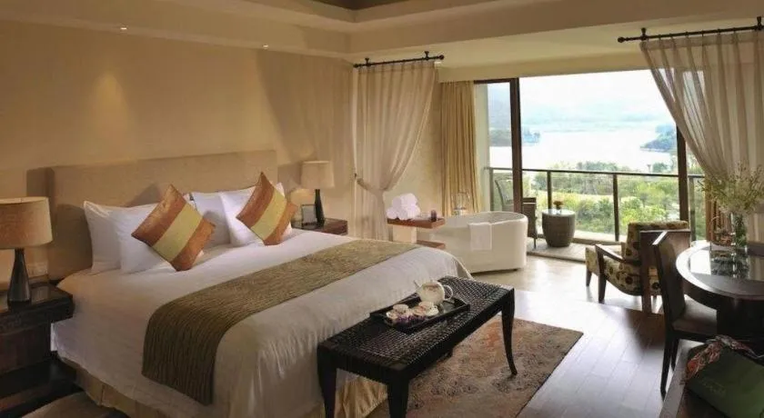 Bed in New Century Resort Jiulong Lake Ningbo