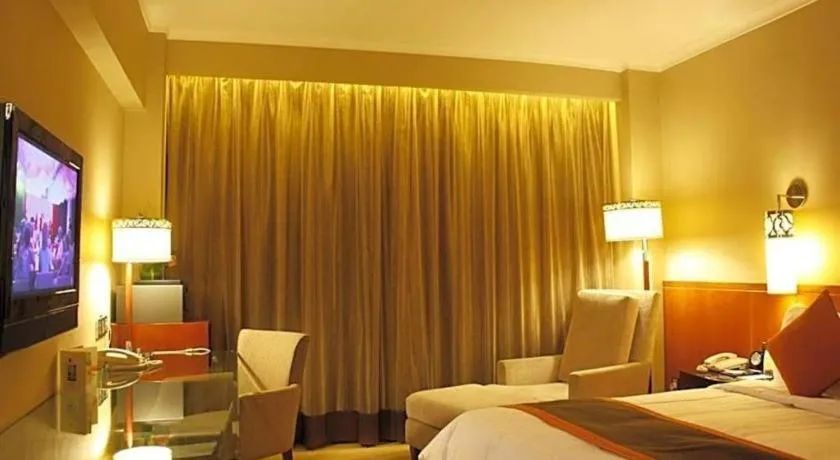 Bed in Xian Grand Noble Hotel