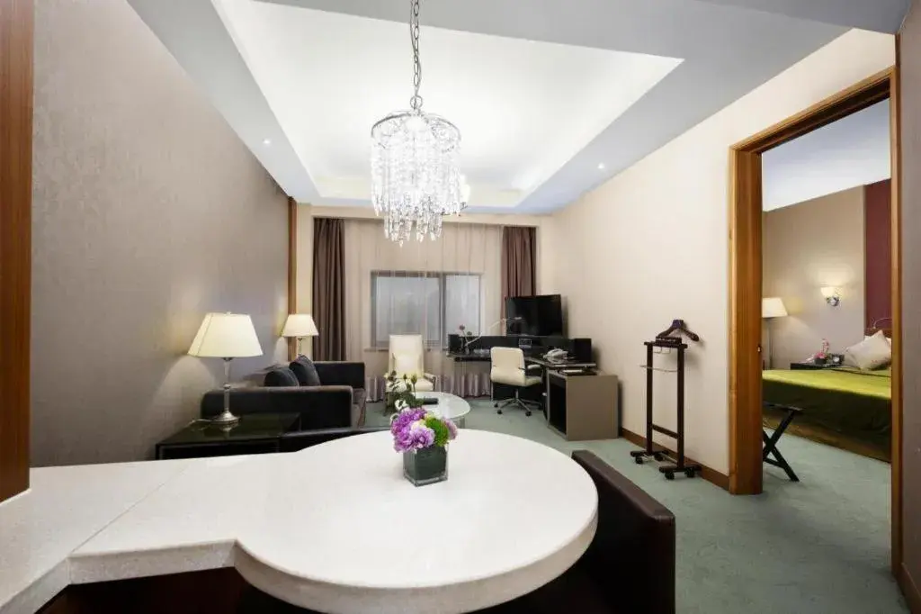 Bed in Xian Grand Noble Hotel Bed in Xian Grand Noble Hotel