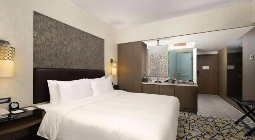 Bed in Xian Grand Noble Hotel