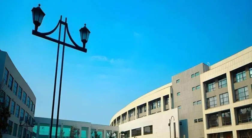 New Century Hotel Zaozhuang Fengming