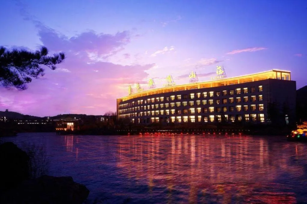 New Century Hotel Zaozhuang Fengming