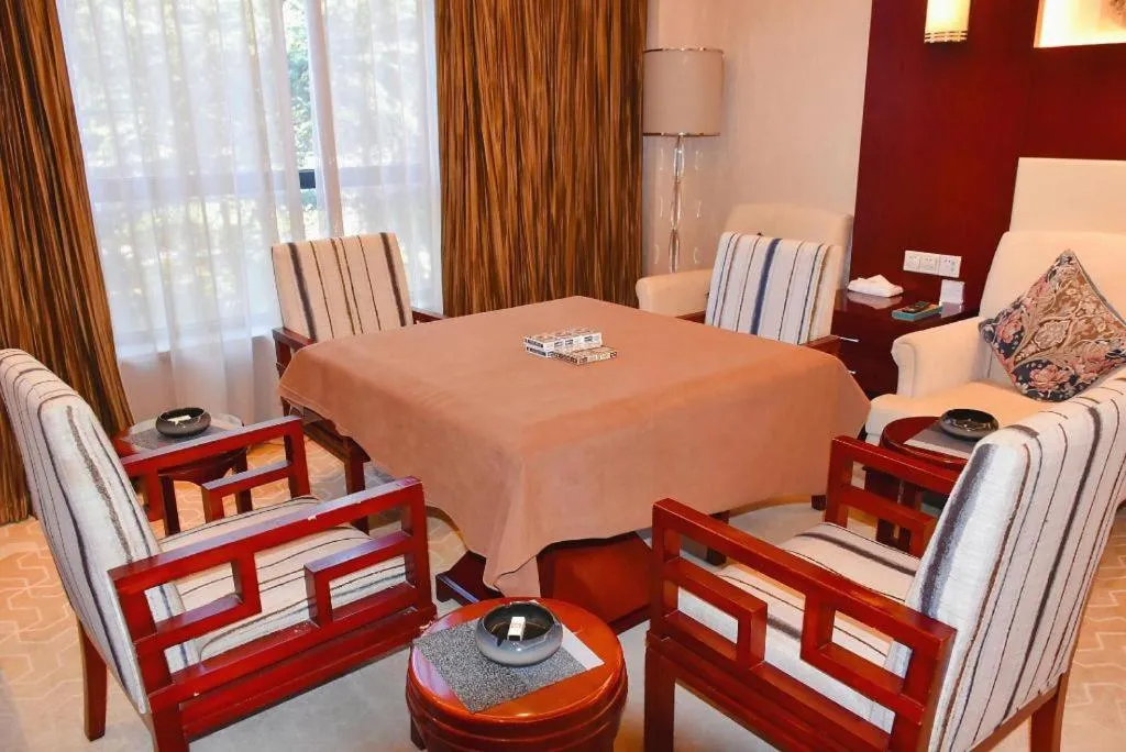 New Century Hotel Zaozhuang Fengming