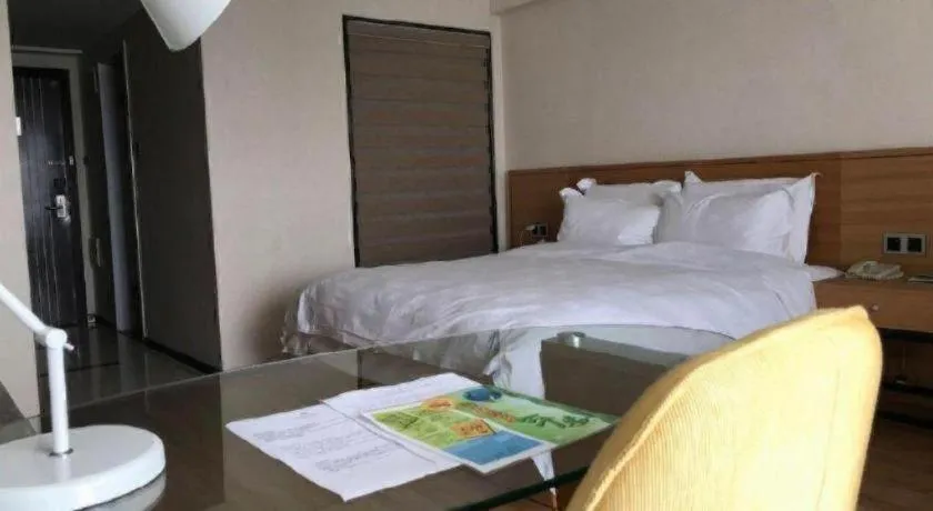 Bed in Kingtown Hotel Hongqiao Shanghai