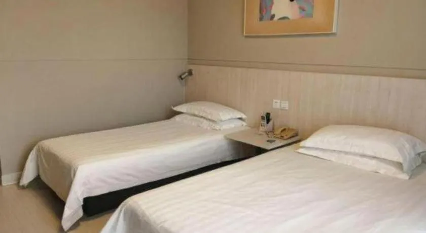 Bed in Jinjiang Inn Zhoushan Putuo Shenjiamen