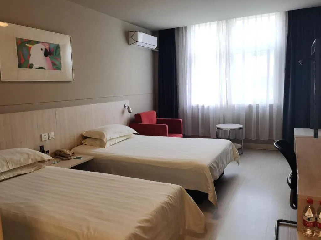 Bed in Jinjiang Inn Zhoushan Putuo Shenjiamen