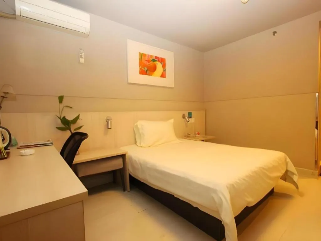 Bed in Jinjiang Inn Zhoushan Putuo Shenjiamen