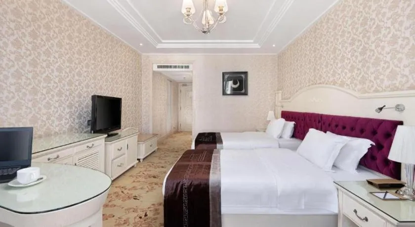 Bed in Guilin Bravo Hotel Grand Wing