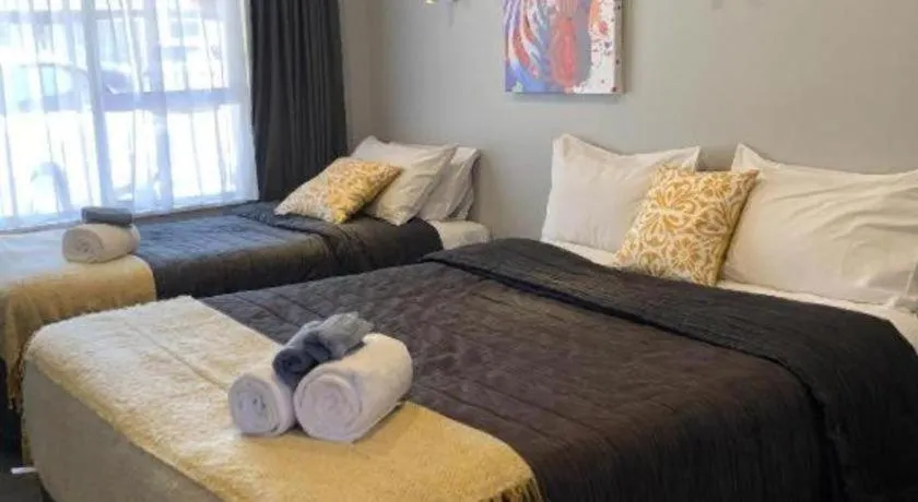 Bed in Christchurch Motel