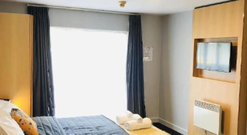 Bed in Christchurch Motel