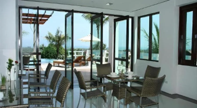 Grand Hill Residence