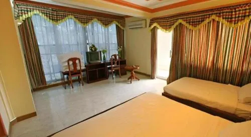Lucky Star Hotel
