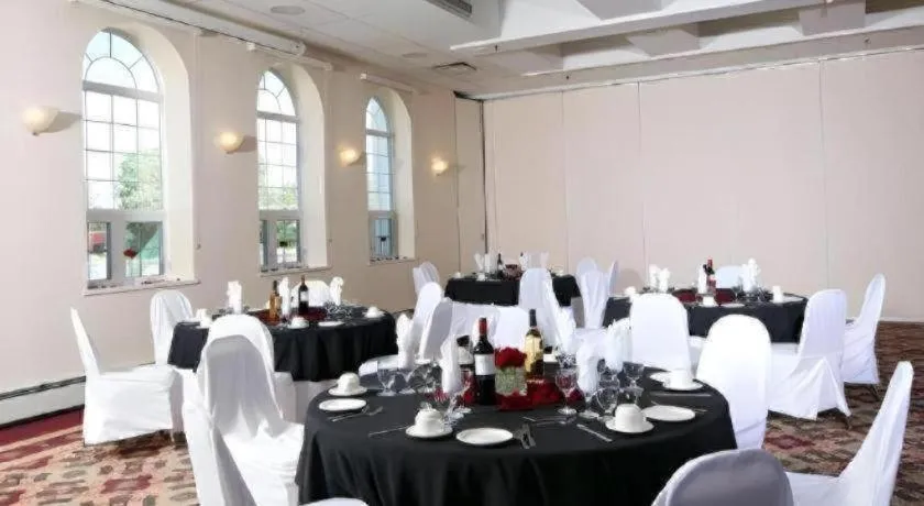 Coast High Country Inn