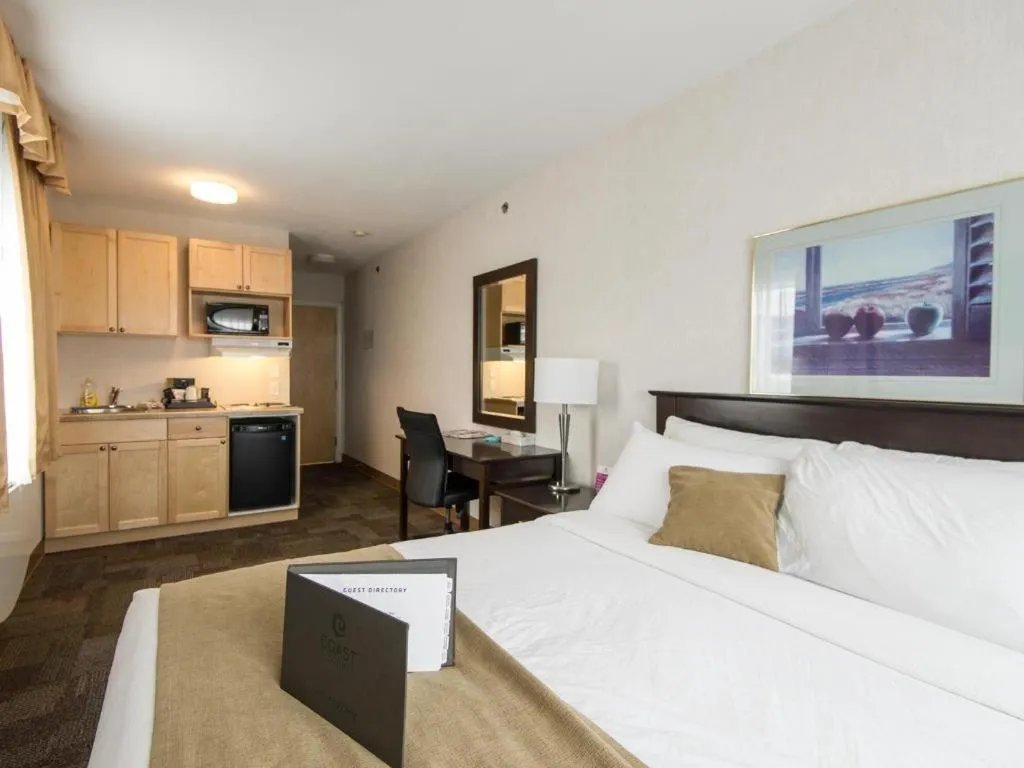 Bed in Coast High Country Inn