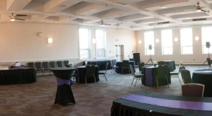 Coast High Country Inn