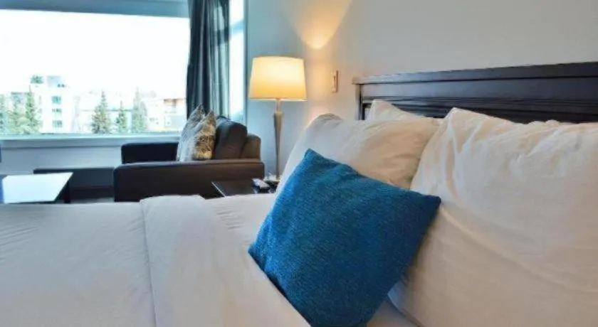 Bed in Coast High Country Inn