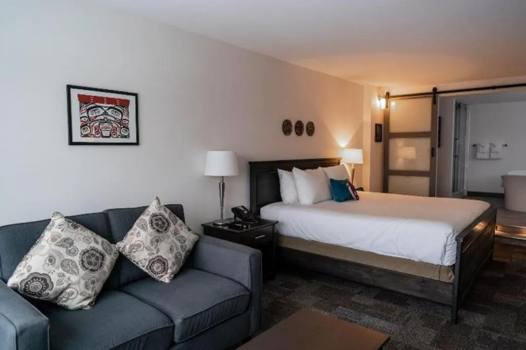 Bed in Coast High Country Inn