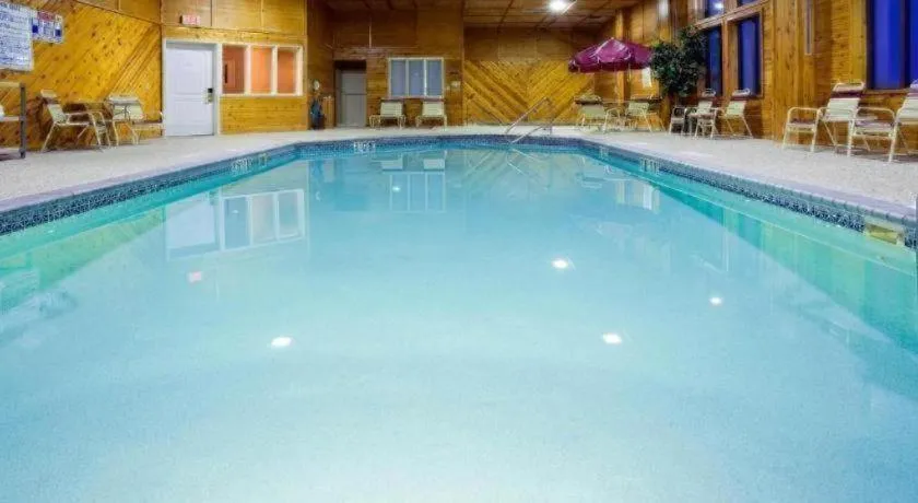 Holiday Inn Express & Suites Winner By IHG