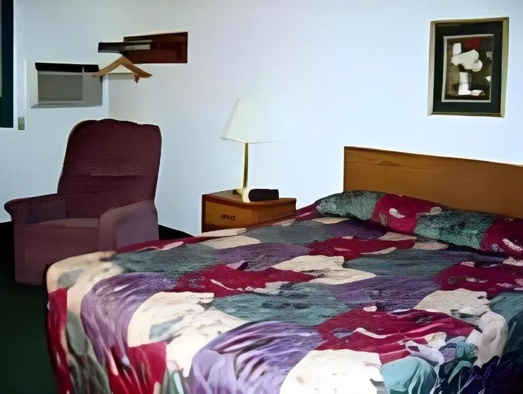 Bed in Americas Best Value Inn Torrington Bed in Americas Best Value Inn Torrington