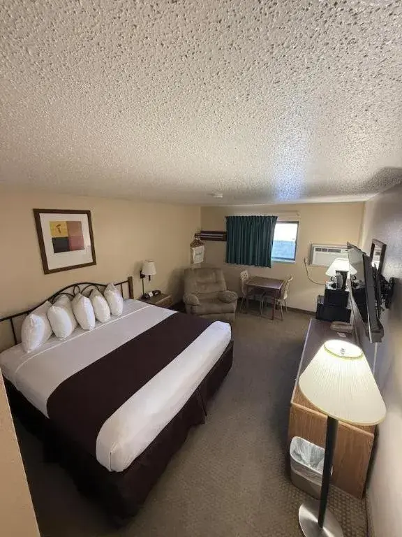 Bed in Americas Best Value Inn Torrington Bed in Americas Best Value Inn Torrington