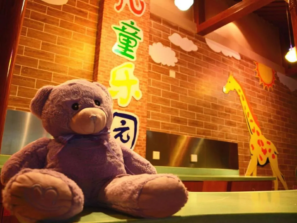 Hangzhou Blossom Hotel