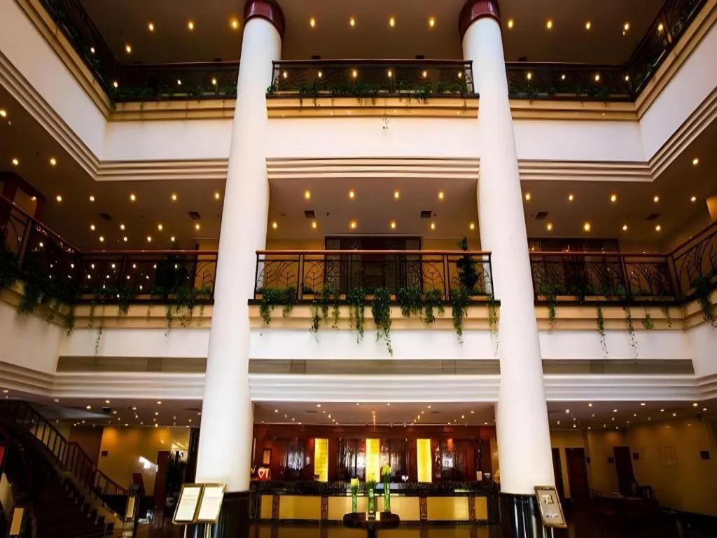 Hangzhou Blossom Hotel