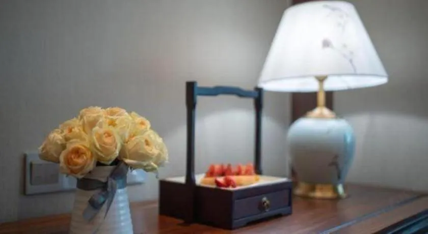 Hangzhou Blossom Hotel