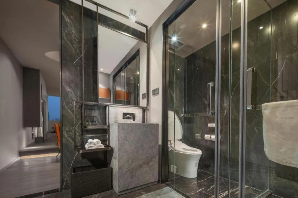 Hangzhou Blossom Hotel