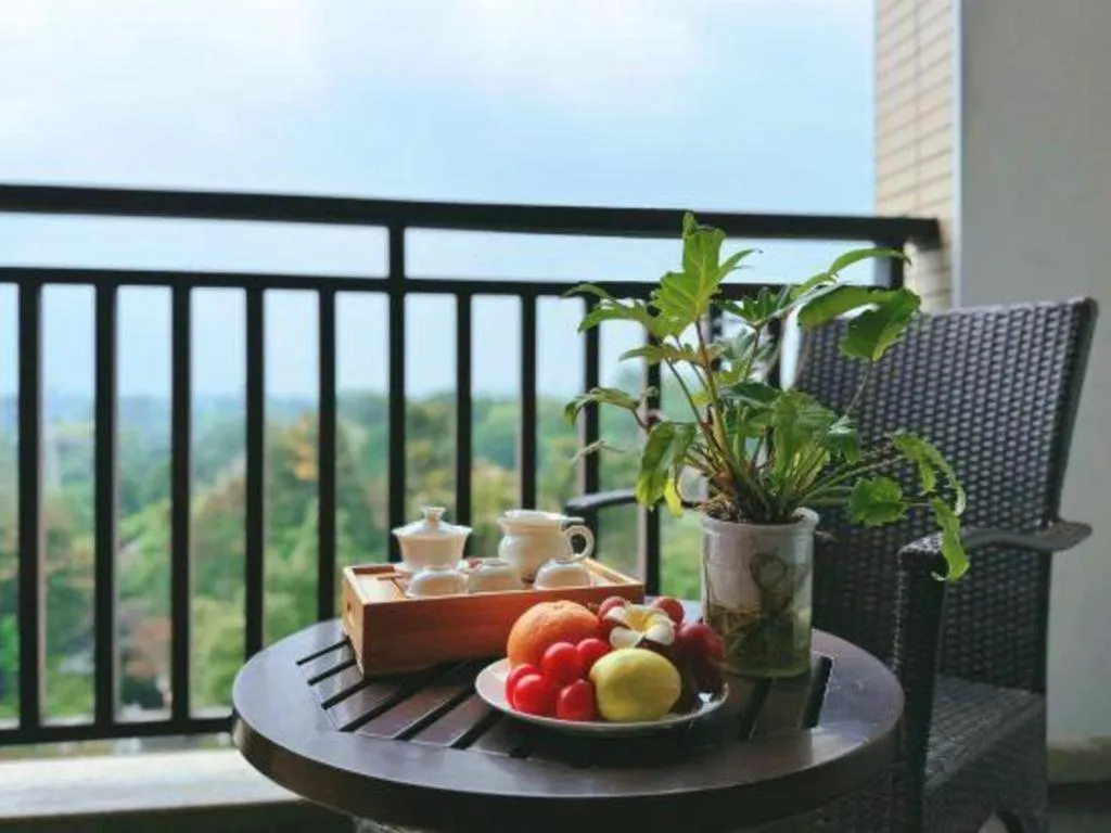 Xinjin Celebrity City Hotel