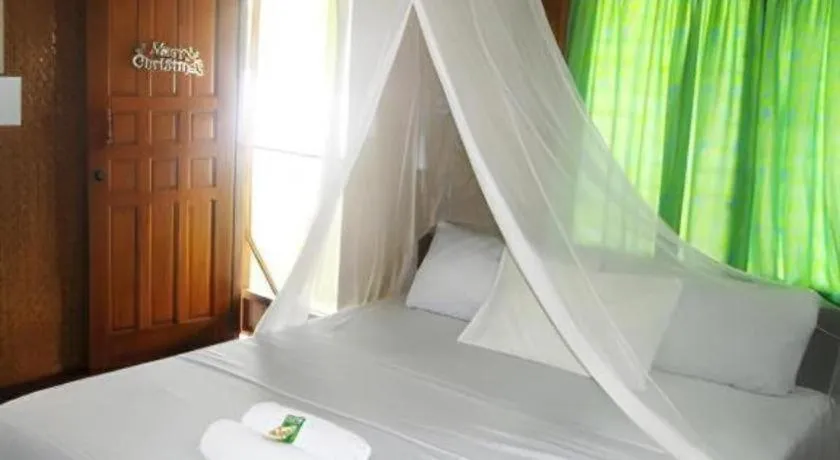 Bed in 67th Heaven Holiday Resort