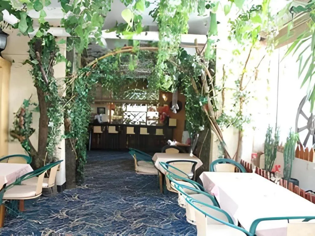 Economic Trade Hotel