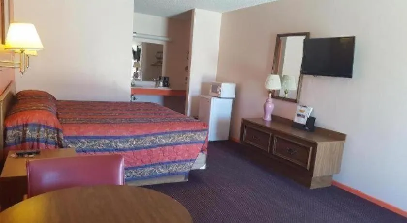 Bed in Regency Inn Breckenridge