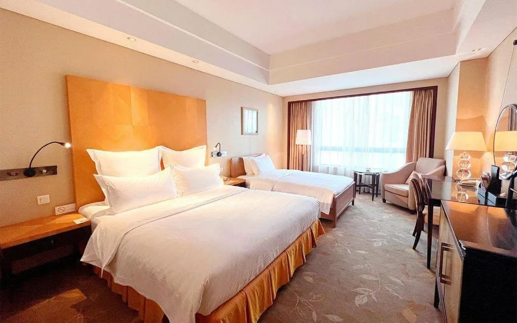Bed in Kunshan Newport Hotel