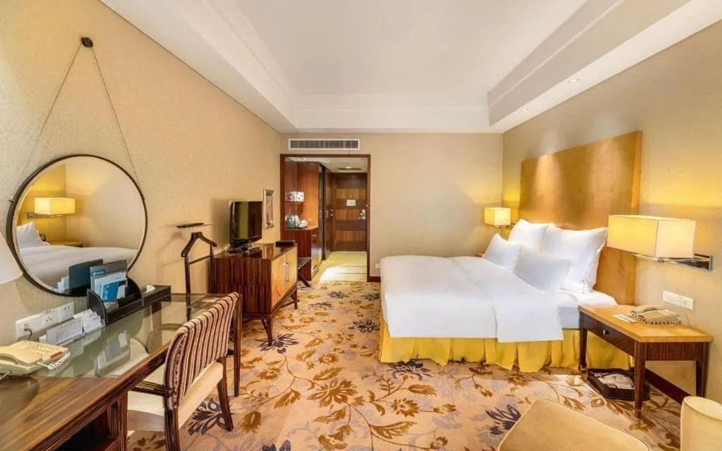Bed in Kunshan Newport Hotel