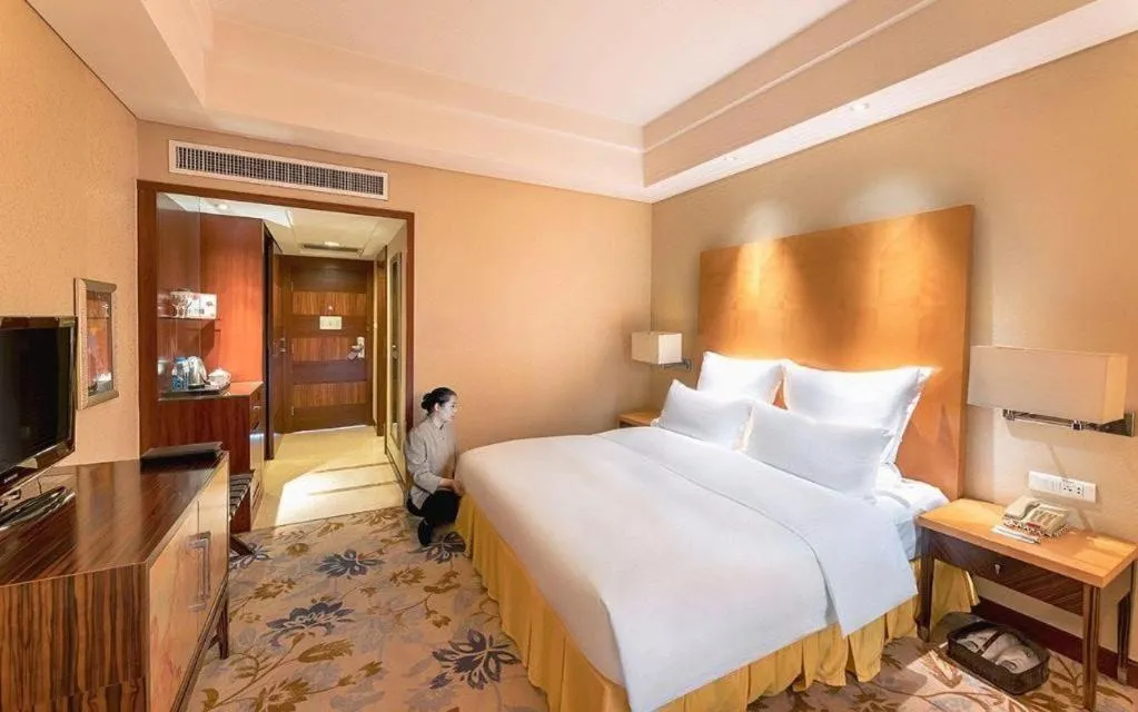 Bed in Kunshan Newport Hotel