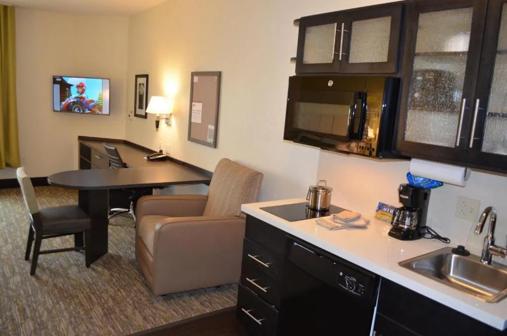 Candlewood Suites Saint Joseph By IHG