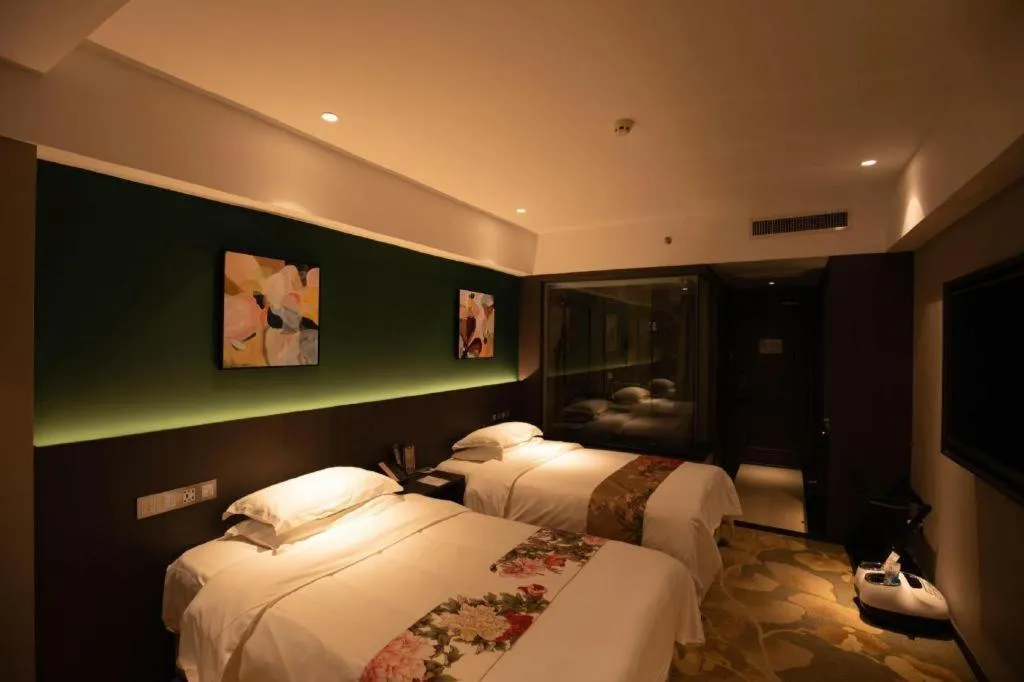 Bed in New Friendship Hotel