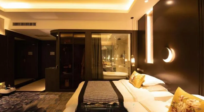 Bed in New Friendship Hotel