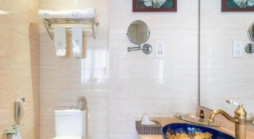 New Friendship Hotel