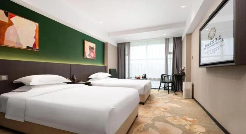 Bed in New Friendship Hotel