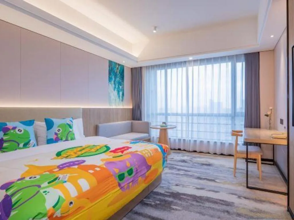 Bed in Jiaxing Fortune Holiday Hotel