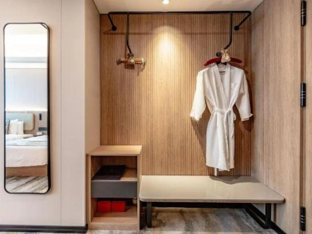 Bed in Jiaxing Fortune Holiday Hotel