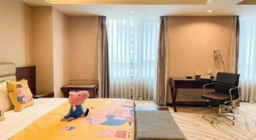 Bed in Chengdu Sovereign Hotel