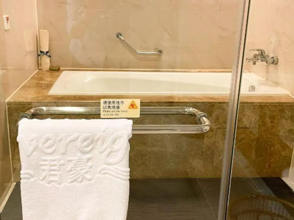 Chengdu Sovereign Hotel