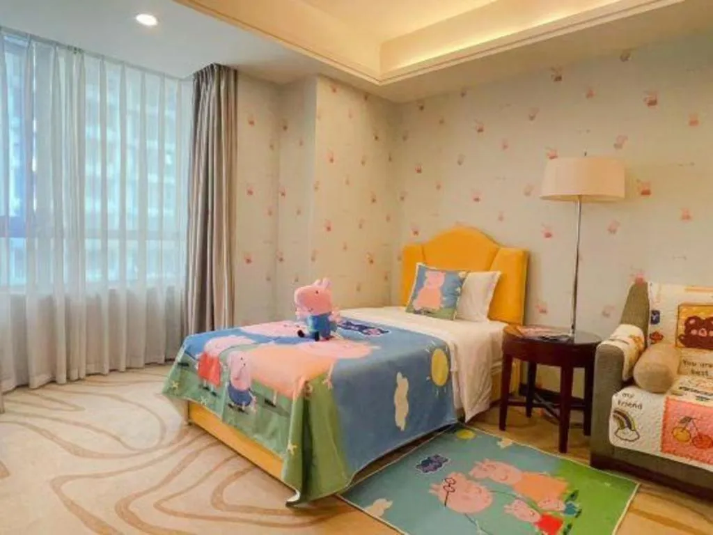 Bed in Chengdu Sovereign Hotel