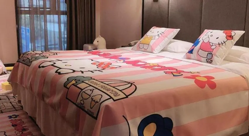 Bed in Green Westdon Hotel