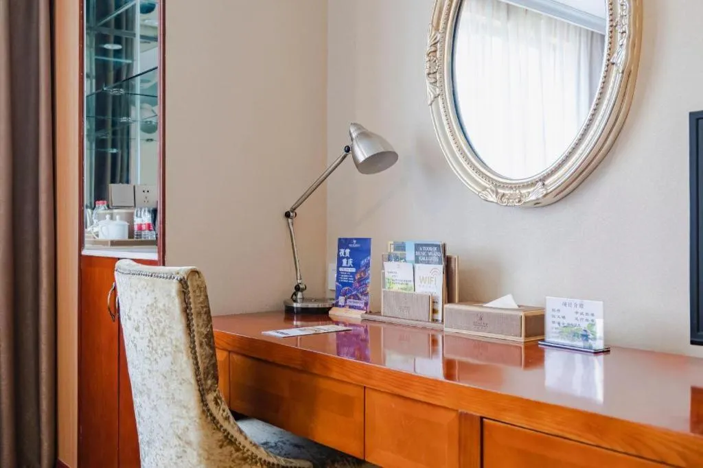 Chongqing River Romance Hotel