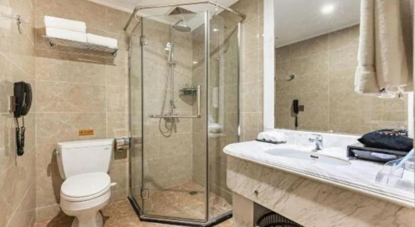 Chongqing River Romance Hotel